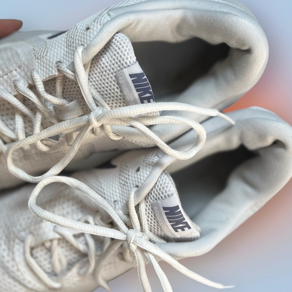 🟢5/$25 Nike Men Revolution 4 Sneakers Running Shoes White Grey 908988-101 - 11.5 - Picture 8 of 15